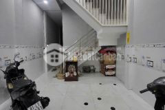 Nhà mới 3 tầng gần đầm sen hẻm xe hơi tránh thuận tiện kinh doanh