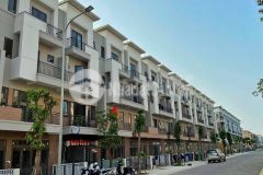 Duy nhất 1 căn shophouse chân chung cư giá rẻ cần tiền bán gấp