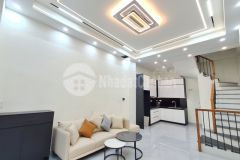 Bán nhà ngô gia tự,việt hưng 5 tầng,35m,mt3.9m gần oto tránh nhỉnh 5 tỷ