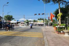 Bán đất mỹ tho 4x17m full thổ cư giá 350tr phạm hùng vô 200m ấp 1 trung an