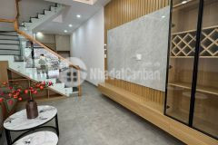 Nhà 2 lầu mới đẹp hẻm 38 tuệ tĩnh giá 2.35 tỷ