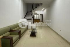 Bán nhà cổ bi gia lâm 51m 4tầng mặt tiền 4m giá 7,x tỷ