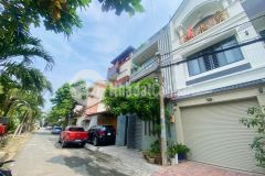 Bán nhanh nhà mặt tiền 80m2, 3 tầng,gần kha vạn cân, khu phân lô.chỉ 11 tỷ.lh 0779893280