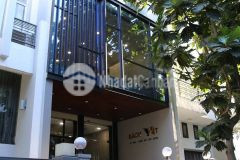 Cho thuê nhà đẹp ở khu dân cư phú mỹ thiết kế văn phòng, có hầm, có thang máy, 50tr, 0907727308