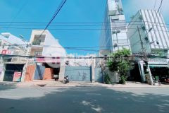 Bán đất mặt tiền tôn thất thuyết q.4 ngang lớn 13m