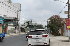 2 lô đất mặt tiền đường 194 hoàng hữu nam, long thạnh mỹ, q9, dt 80m², giá 5.2 tỷ lô thương lượng.