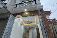Nhà mới tinh 30,6m2 tổ 10 yên nghĩa hà đông hà nội đất trong đê