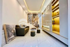 Minh khai nhà mới sổ đỏ chính chủ dt 32m giá 6.18 tỷ có thương lượng