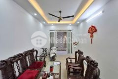 Bán nhà giáp nhị, 45m,giá nhỉnh 7tỷ, ngõ thông, 10m ra oto, lo góc