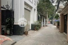 Nhà đẹp, ô tô đỗ cổng, 30m, đường ngọc thụy, long biên, 5,7 tỷ.