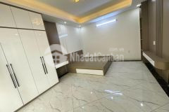 Bán nhà lệ mật việt hưng 37m 6tầng thang máy giá 6,x tỷ