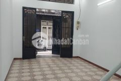 Nhà dt 78 m2 giá 5,5 tỷ hẽm xe hơi ngủ trong nhà