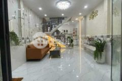 Nhà nhà mặt tiền 26m2, 3 phút ra aeon giá 1,7 tỷ