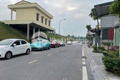 Đất đẹp kinh doanh tốt giá rẻ mặt phố bát khối tư đình dt 77m2. giá 152 triệu m2