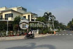 Bán biệt thự senturia vườn lài, p. apđ, quận 12 17 x 26, giá 38 tỷ.