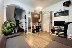 Bán nhà khương trung, hoàng văn thái, 40m2 x 4tầng, ôtô, lô góc kinh doanh sầm uất, giá 6.9 tỷ 0969