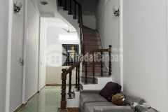 Cho thuê nhà riêng tân mai hoàng mai 35m x 4t giá 8tr, ngõ ô tô, ở và kinh doanh