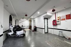 Tòa căn hộ phố hoa bằng 66m2, 6t thang máy, mt5.6m cực đẹp thu 90trtháng ô tô vào