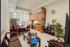 Ô tô ngủ trong nhà ngõ thông khu dân trí cao ở sướng ô chờ thang máy sát 3 hồ