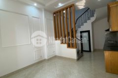 Gấp, bán nhà ngõ 438 ngọc thụy, long biên, 31m2, 5 tầng, phân lô, ô tô, chỉ 5 tỷ