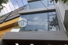 Cho thuê nhà mặt tiền lê bình kế bên điện máy xanh 32 giá 17 triệu