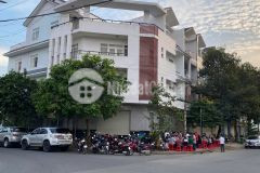 Cho thuê nhà góc 2 mặt tiền đường bùi quang trinh đối diện 586 giá 20 triệu