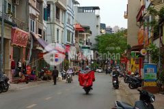 Ô tô đỗ, 53m2, phố bồ đề, long biên, 14 tỷ.