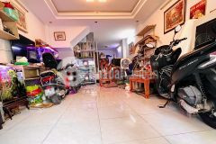 Nhà 2 lầu st mặt tiền hẻm xe hơi nguyễn văn quỳ, quận 7