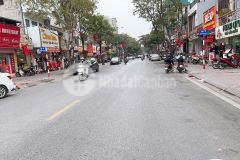 Bán nhà mặt phố ngọc lâm long biên 120m, mt 4.6m, vỉa hè kd, dòng tiền 50 triệutháng.