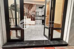 Hoàng mai đứng cửa nhà nhìn ra mặt phố, dt 27m 5t giá 55.5 tỷ sđ chính chủ