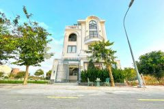 Biệt thự 3 lầu sân thượng 9x17m có thang máy kdc bộ công an nhà bè.