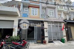 Nhà hẻm mã lò, bình trị đông a dt 56m2 3 lầu 4pn 5wc, sân thượng giá 6,7 tỷ