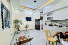 Ô tô đỗ cổng, 30m2, đường ngọc trì, long biên, chỉ 5 tỷ.