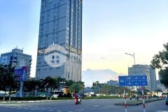 Mặt tiền 10m5 k.doanh đỉnh tt du lịch hàn quốc 132m2, giá 11.x tỷ