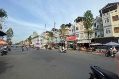 Hàng hiếm gi.á tốt chủ định cư nước ngoài cần bán nhà trệt 3 lầu mới mặt tiền đường bùi quang trinh