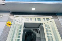 Nha chinh chu măc nơ cân ban gâp binh chanh gia 700 triêu