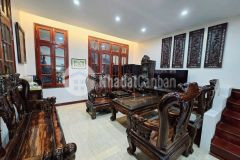 Bán nhà đường cầu giấy. lô góc. ô tô. kinh doanh. dt 70m2. mt 5m. 5 tầng. giá 22,7 tỷ.