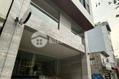 Bán tòa căn hộ dòng tiền 2 tỷ 1 năm trích sài 110m2 x 8t 20m ra phố view hồ tây