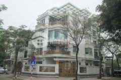 Tôi bán biệt thự lô góc an vượng villa gần đường lê quang đạo 200m2 chỉ 33.8 tỷ. lh 0989626116