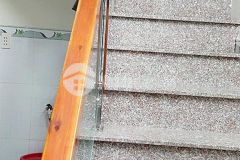 Nhà lô góc thoáng mát gần mặt tiền