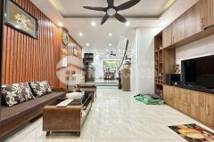 Bán nhà đẹp 5 tầng full nội thất, lô góc, hai thoáng, ngõ thông, ôtô đỗ cửa, phố giáp nhất thanh x