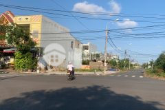 Bán lô đất vị trí đẹp 2 mặt tiền đường văn tiến dũng, p. hoà xuân, q. cẩm lệ.