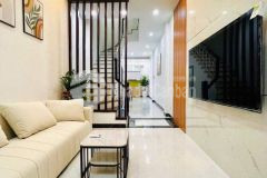 Bán nhà định công hạ trần hòa, 39m, giá hơn 6tỷ, oto đỗ cổng, ngõ thông, thang máy