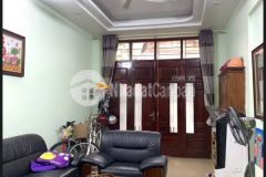 Bồ đề 2 thoáng giá hợp lý ngõ thông ô tô qua nhà sổ đỏ chính chủ,v..v..