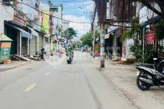 Nhà ngay lê văn quới, giáp quận tân phú, chỉ nhỉnh 3 tỷ.