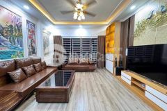 Nhà mặt phố ba đình dt 60m, mt6,4m, 20 tỷ.