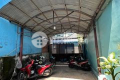 Bán đất 180m2 thổ cư trung tâm quận 7 đường ntthập, có sẵn nhà cấp 4, xây dựng tự do