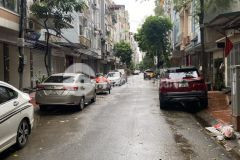 Bán 70m 9 tầng 6.5m.mặt tiền. mặt phố vạn bảo ba đình