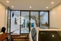 Hiếm nhà bán lk phận lô kđt văn phú dt 100m 5 tầng cajnh công viên hà đông