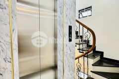 Bán nhà ngọc lâm 7 tỉ thang máy view hồ nhà đẹp bán nhanh